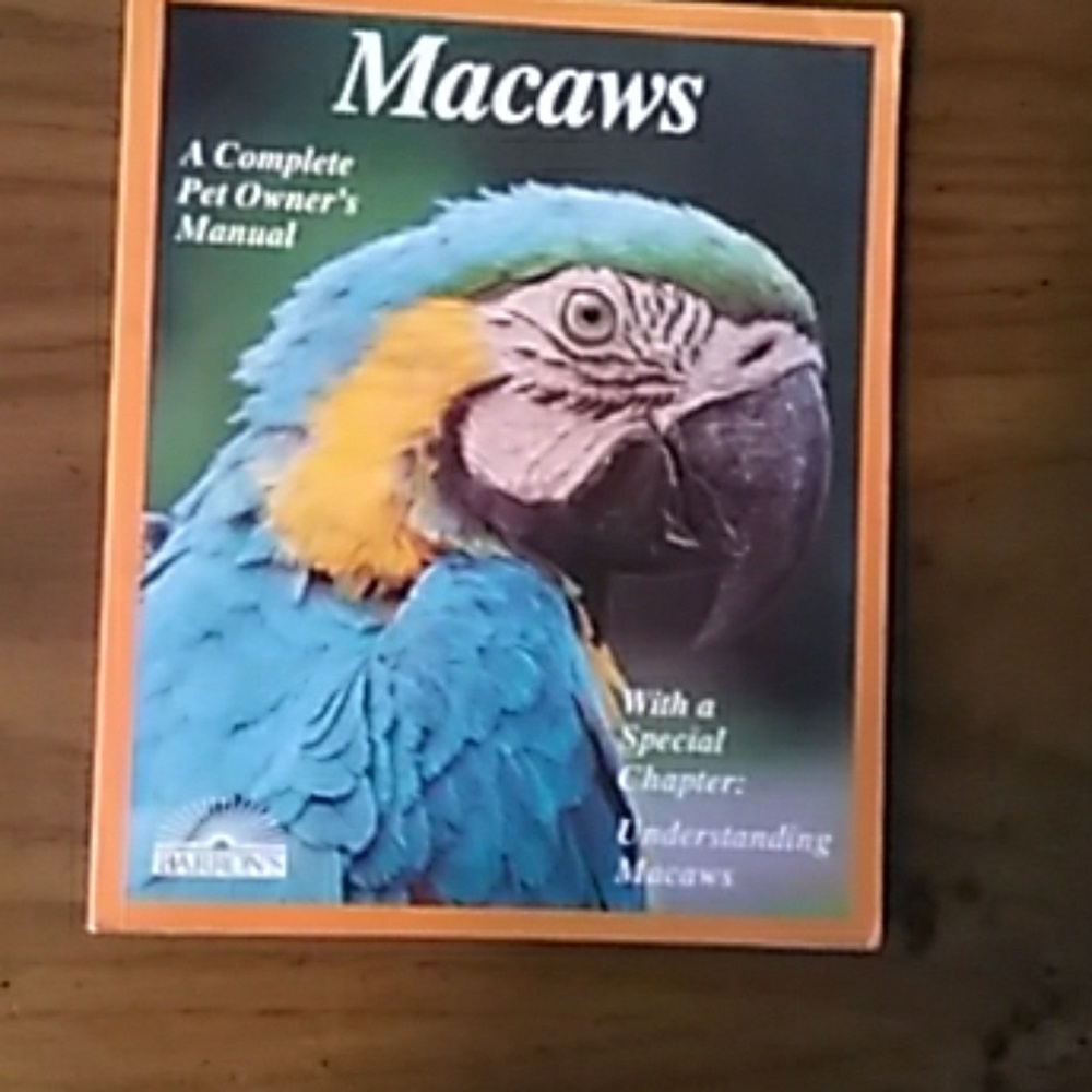 MACAWS ..... COMPLETE PET OWNERS